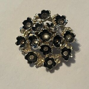 Elegant Black and Silver Floral Rose Brooch